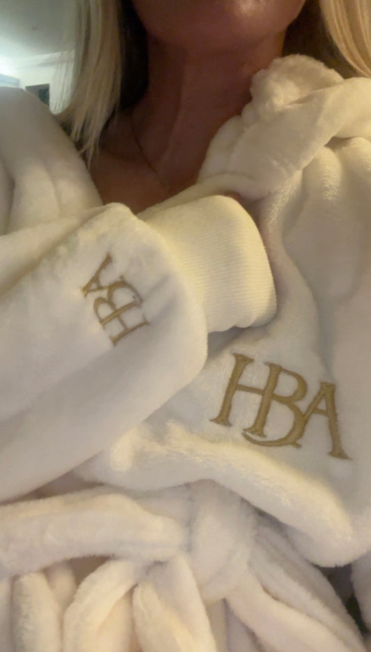 Home By Anna Signature Luxe Robe ✨